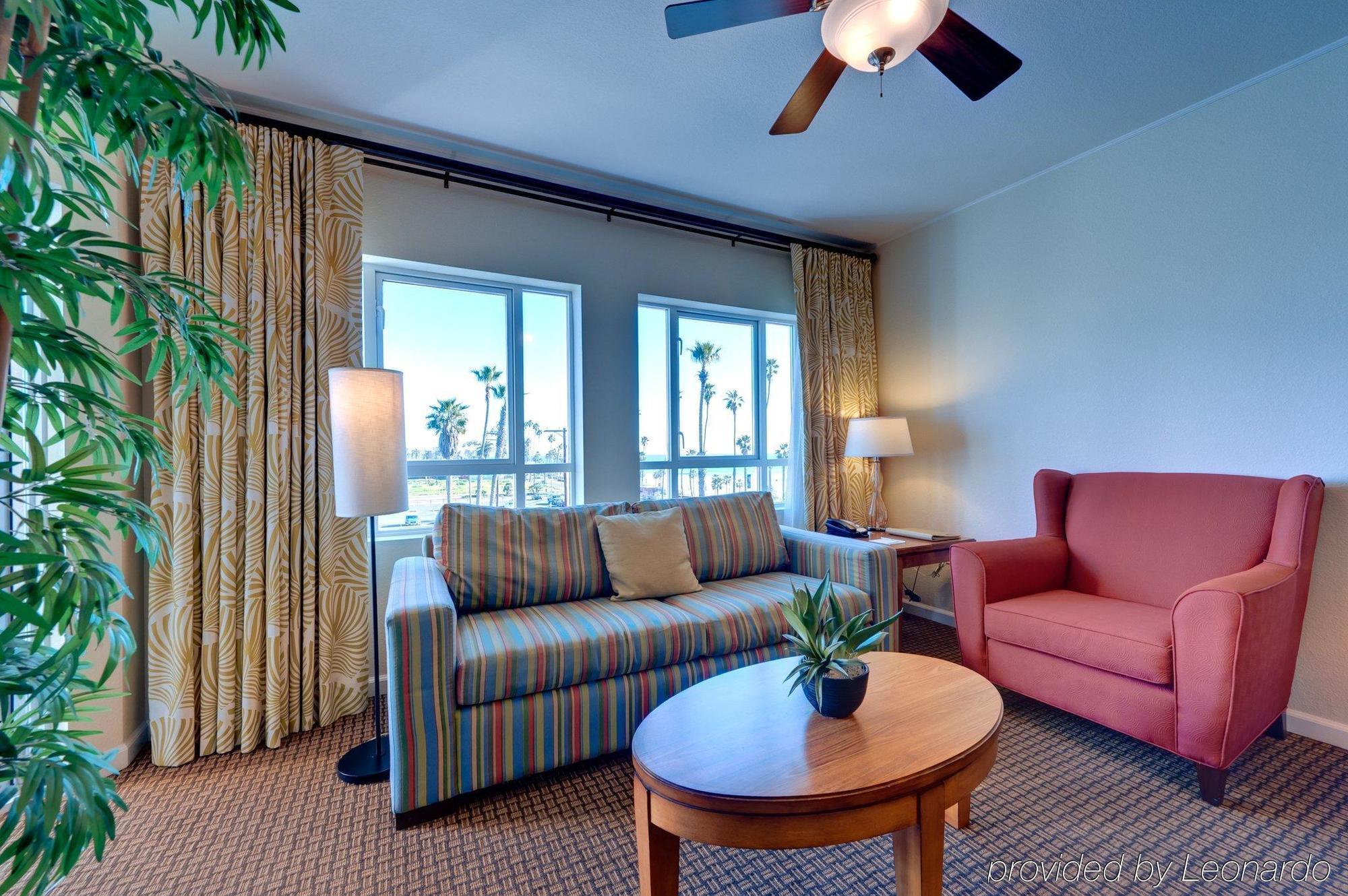 Club Wyndham Oceanside Pier Resort Phòng bức ảnh